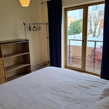 Cozy One Bedroom Apartment In City Center Tallinn Exterior photo
